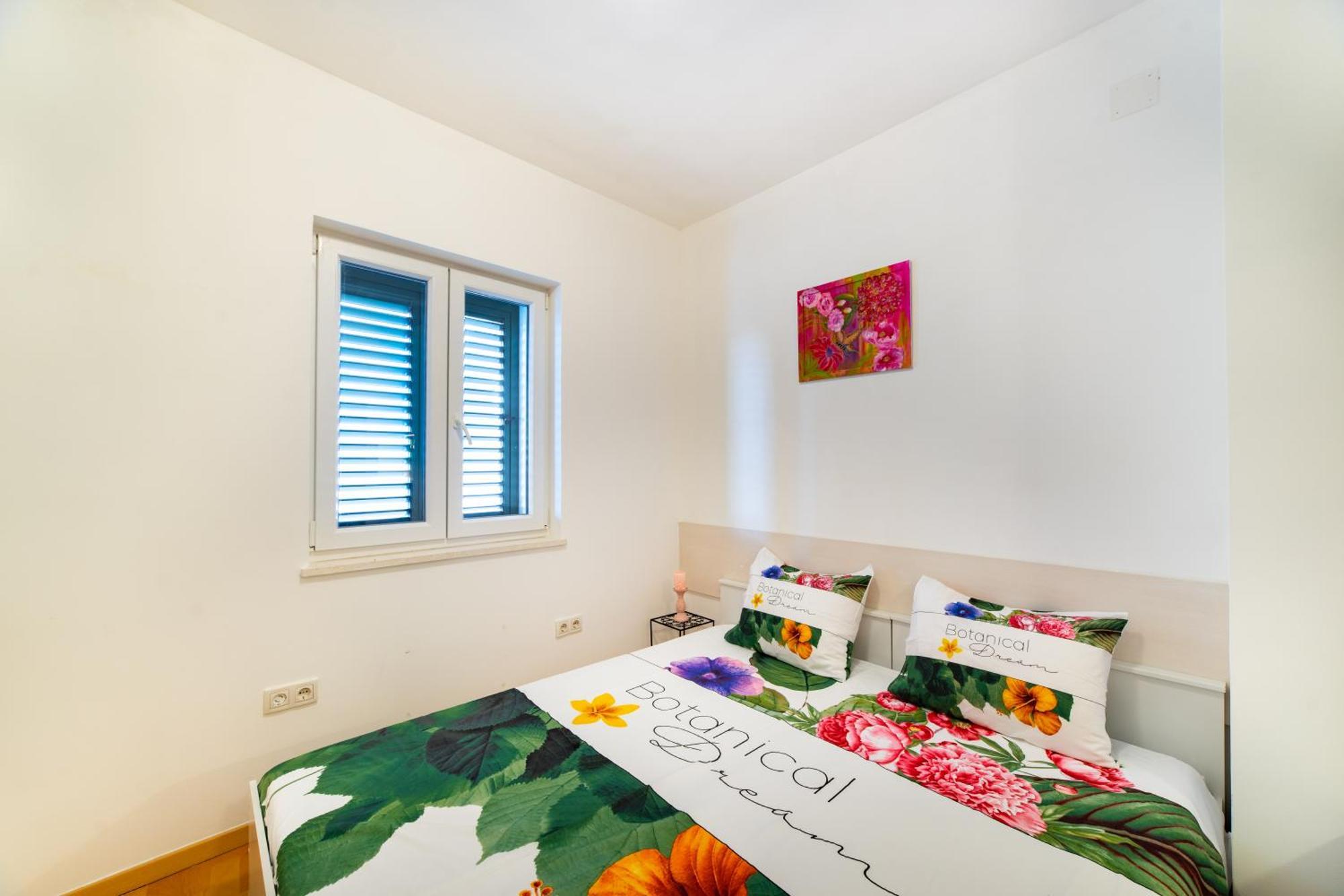 Apartment Happy In Split Center 10 Min Walk From Bacvice Beach Exterior photo